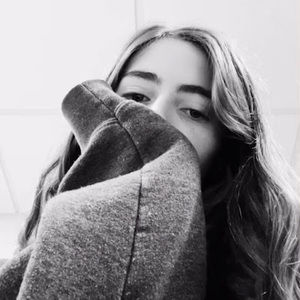 Meet your Posher, Queen